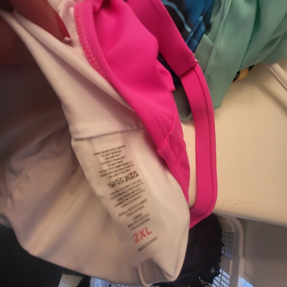 Tankini - Picture 3 of 3